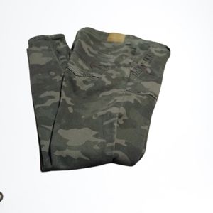 American Eagle Crop Jeggings Camo